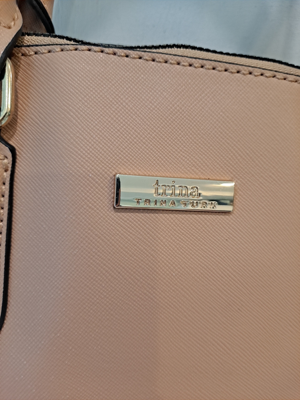 Trina Turk Tan Saffiano PVC Dome Satchel Crossbody W/Cardholder - Picture 2 of 16